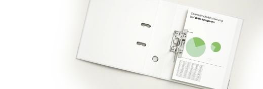 Aktenordner mit Inhalt bestueckt