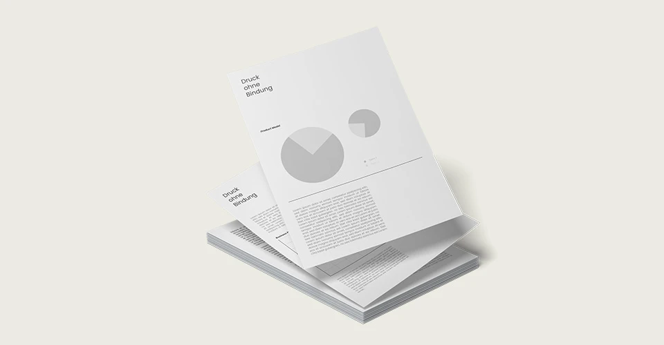 Lose Blätter auf Stapel