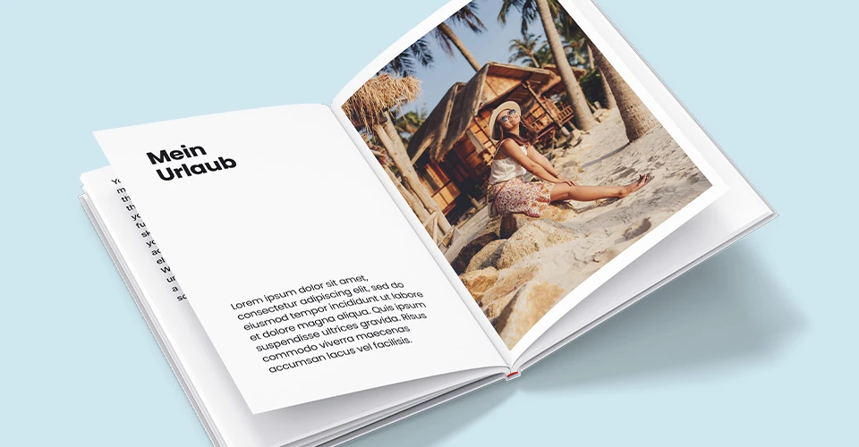 Aufgeschlagenes Fotobuch in Din A4 mit Urlaubsfoto